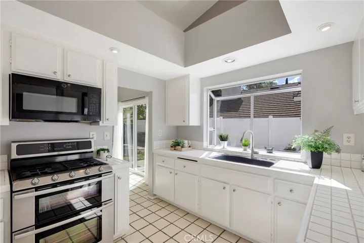 11486 Cardiff Lane, Loma Linda, California 92354