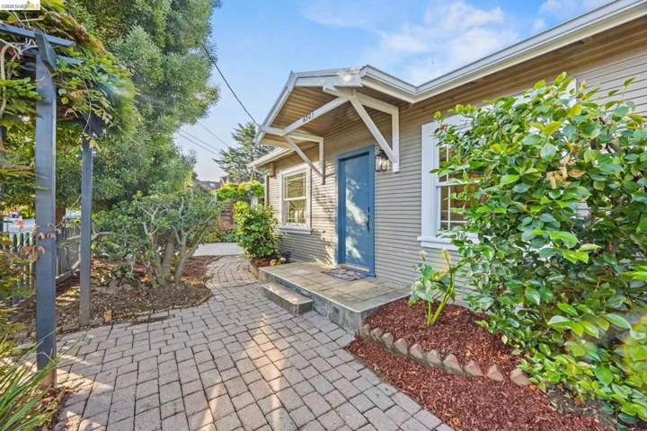 Entrance to property