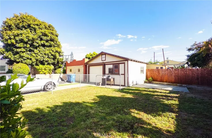 Backyard: Great potential