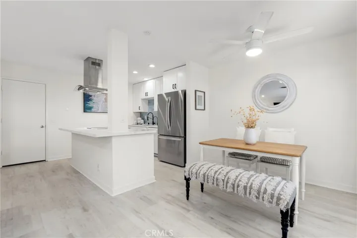 1632 Iowa, Costa Mesa, California 92626