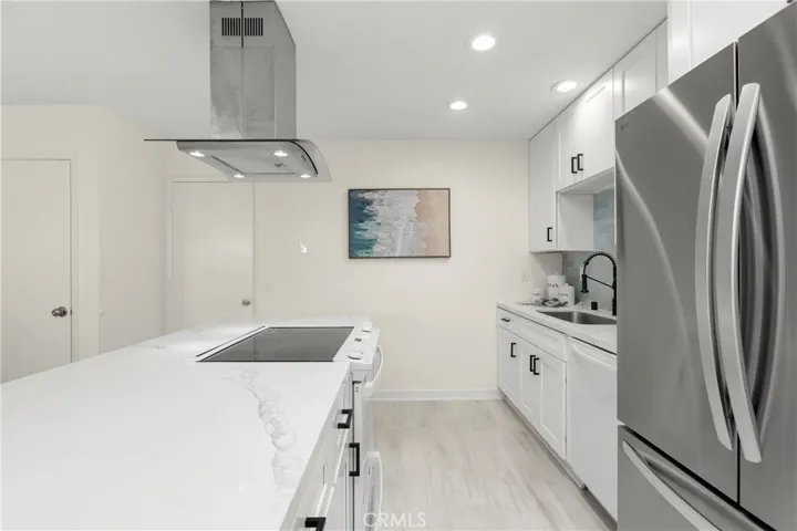 1632 Iowa, Costa Mesa, California 92626