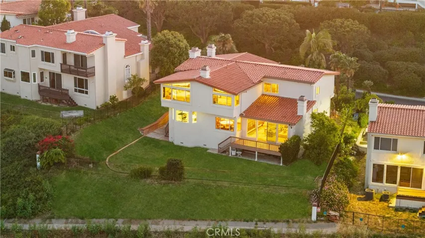 10 Avenue De Azalea, Rancho Palos Verdes, California 90275