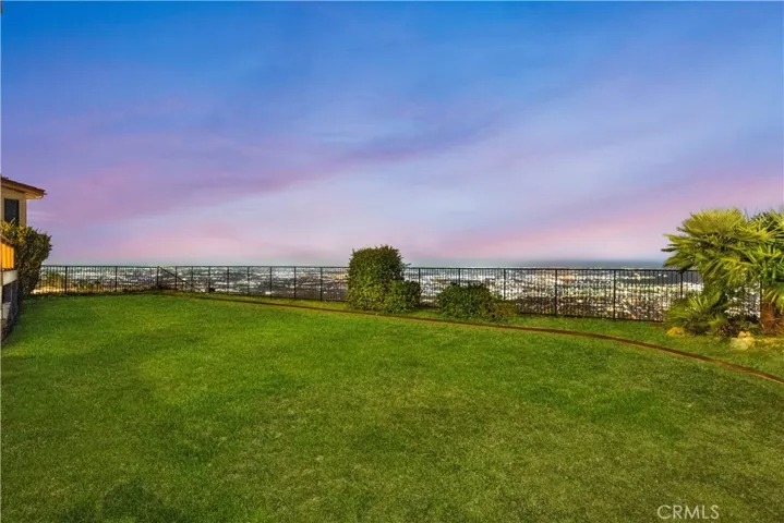 10 Avenue De Azalea, Rancho Palos Verdes, California 90275