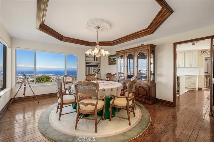 10 Avenue De Azalea, Rancho Palos Verdes, California 90275