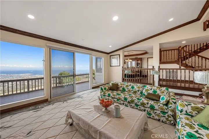 10 Avenue De Azalea, Rancho Palos Verdes, California 90275