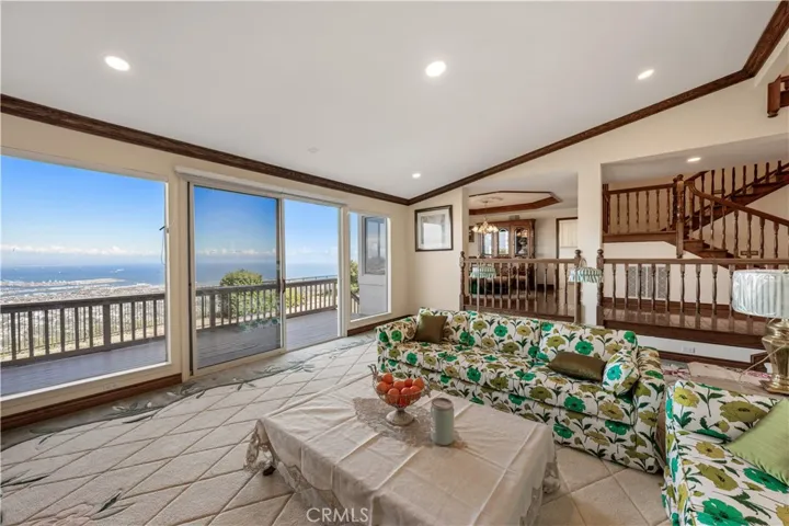 10 Avenue De Azalea, Rancho Palos Verdes, California 90275
