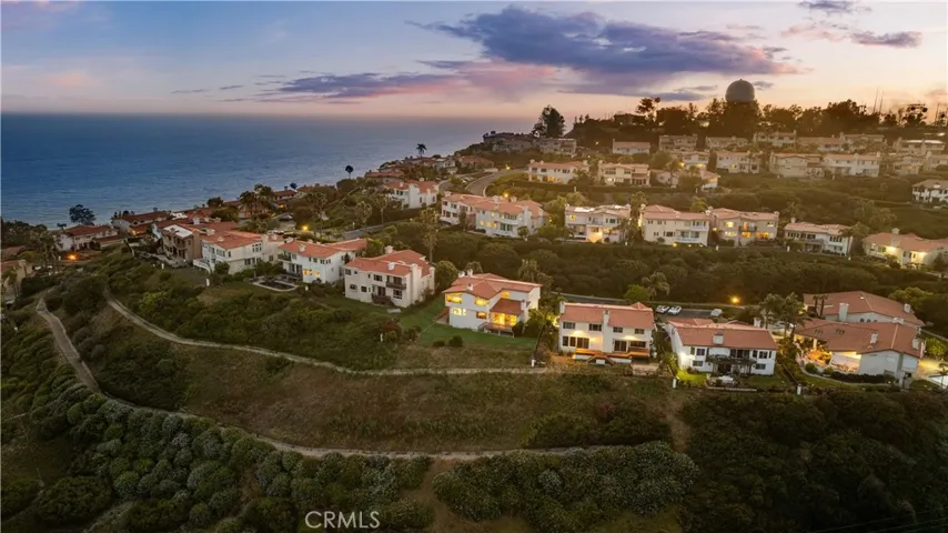 10 Avenue De Azalea, Rancho Palos Verdes, California 90275