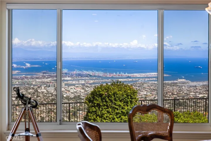 10 Avenue De Azalea, Rancho Palos Verdes, California 90275
