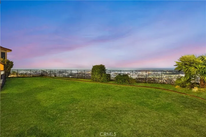 10 Avenue De Azalea, Rancho Palos Verdes, California 90275