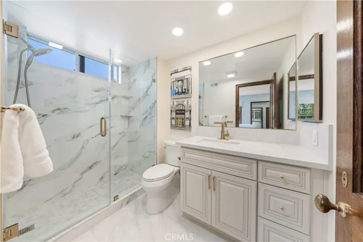 10 Avenue De Azalea, Rancho Palos Verdes, California 90275