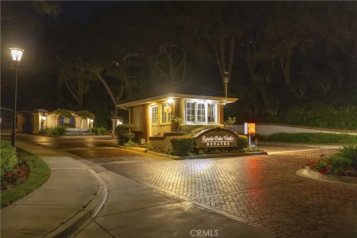 10 Avenue De Azalea, Rancho Palos Verdes, California 90275