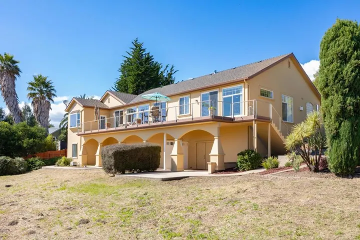 960 Smith Road, Watsonville, California 95076