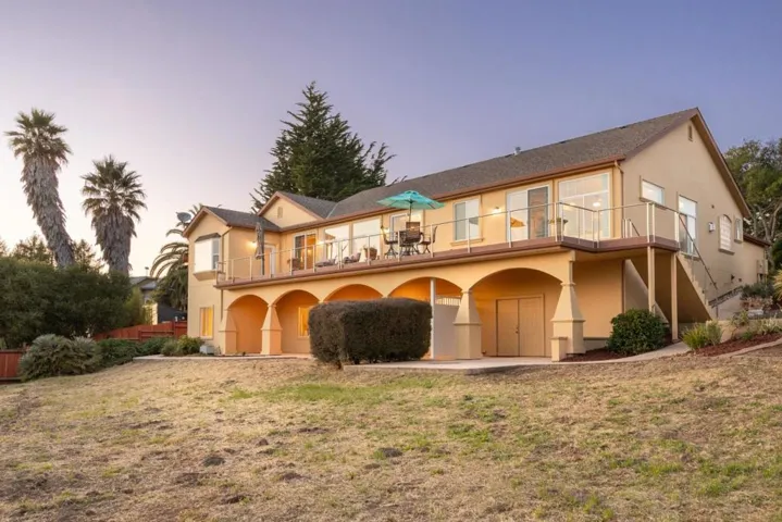 960 Smith Road, Watsonville, California 95076