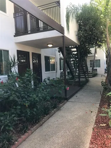 881 N Oakland Avenue 7, Pasadena, California 91104