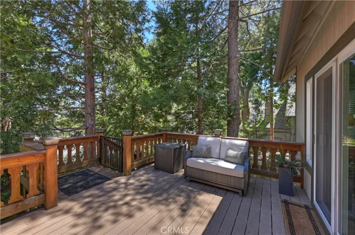 757 Nadelhorn Drive, Lake Arrowhead, California 92352