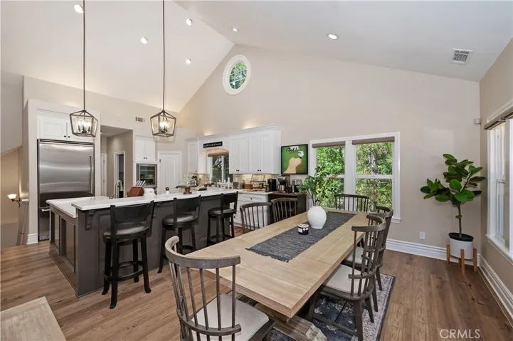 757 Nadelhorn Drive, Lake Arrowhead, California 92352