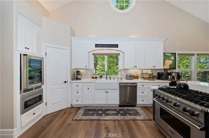 757 Nadelhorn Drive, Lake Arrowhead, California 92352