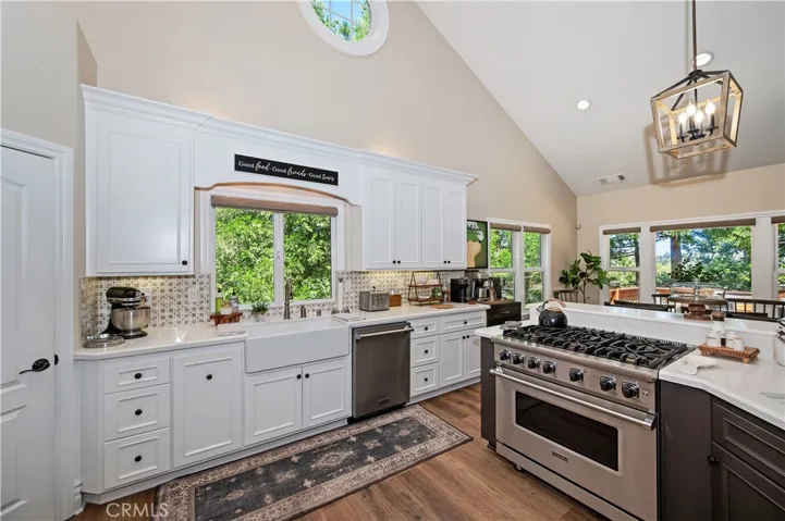 757 Nadelhorn Drive, Lake Arrowhead, California 92352