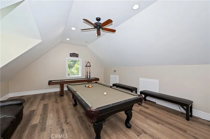 757 Nadelhorn Drive, Lake Arrowhead, California 92352