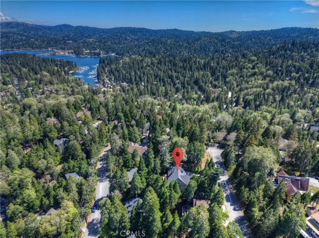 757 Nadelhorn Drive, Lake Arrowhead, California 92352