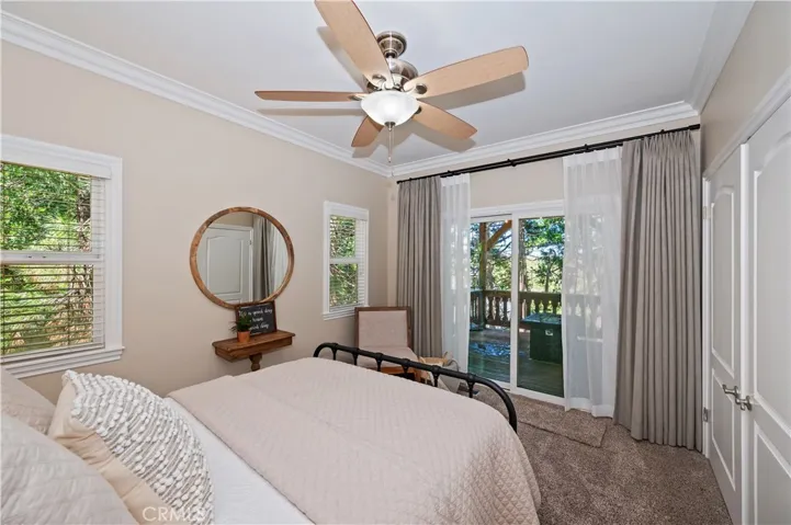 757 Nadelhorn Drive, Lake Arrowhead, California 92352