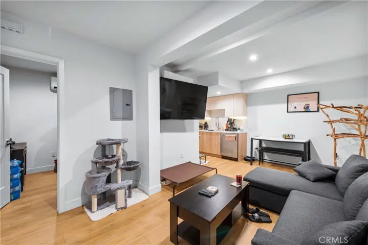 473 E 55th Street, Long Beach, California 90805