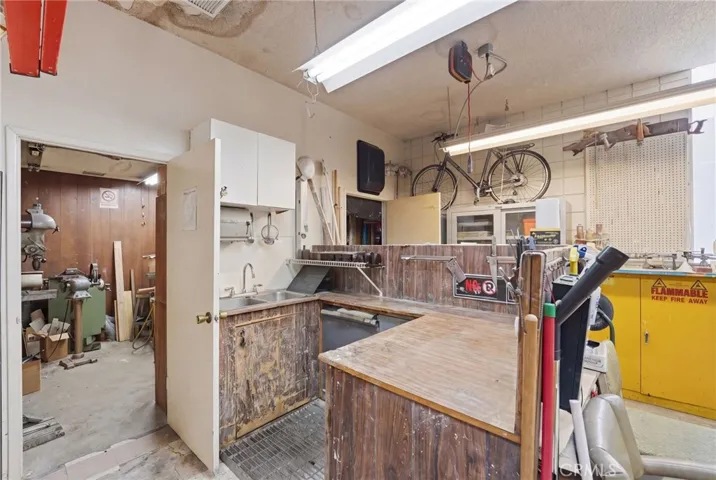Digitally enhanced (decluttered space) Working sink area/ water station
