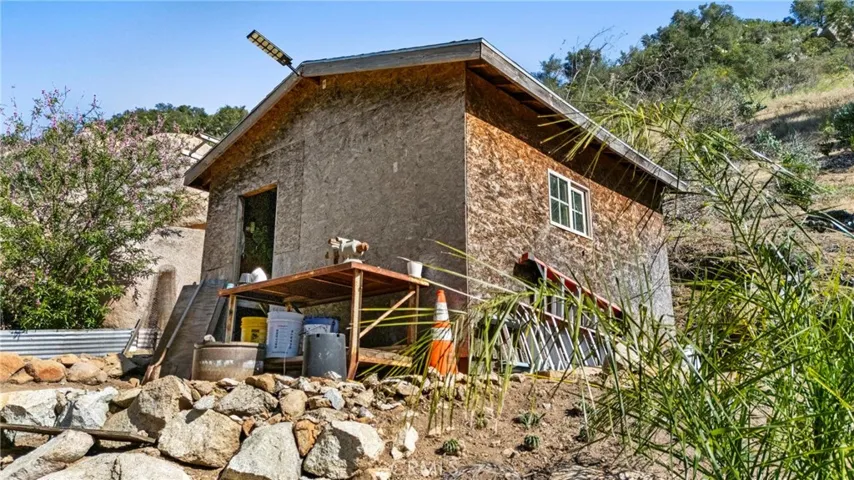 Storage/Workshop