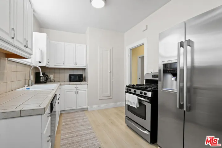 442 N Orange Grove Avenue 442, Los Angeles, California 90036