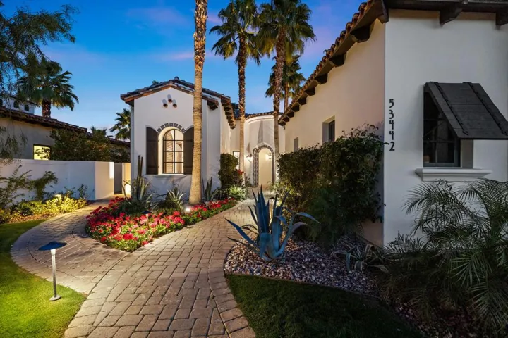 138-web-or-mls-2H8A4986