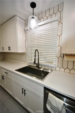 Large sink and new faucet
