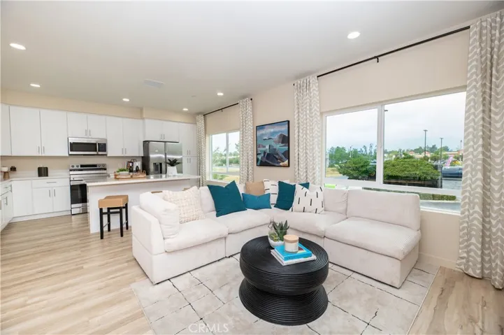 14401 Maraschino Ave., Fontana, California 92335