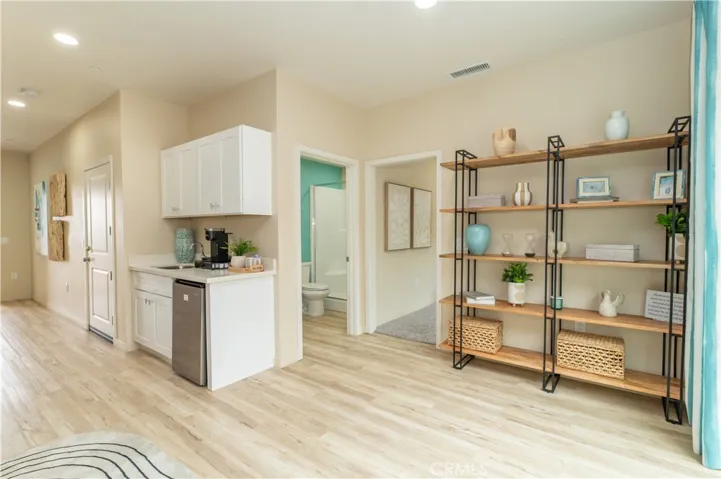 14401 Maraschino Ave., Fontana, California 92335