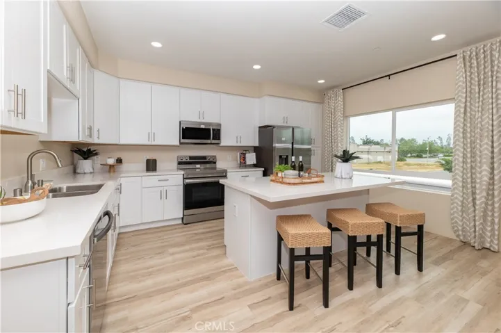 14401 Maraschino Ave., Fontana, California 92335
