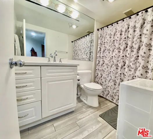 2910 Neilson Way 604, Santa Monica, California 90405