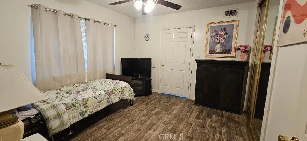 17441 Hiawatha St, Granada Hills, California 91344 — photo 4
