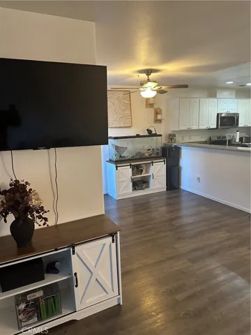 220 W Walnut B, Rialto, California 92376