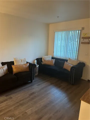 220 W Walnut B, Rialto, California 92376