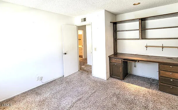 Bedroom1_44