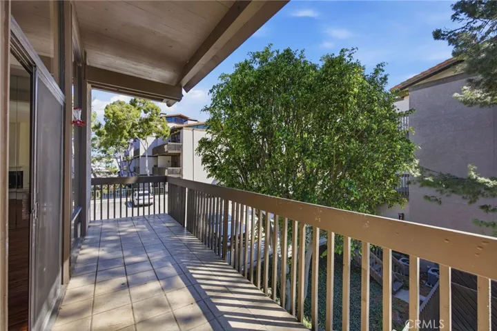 Private Balcony!