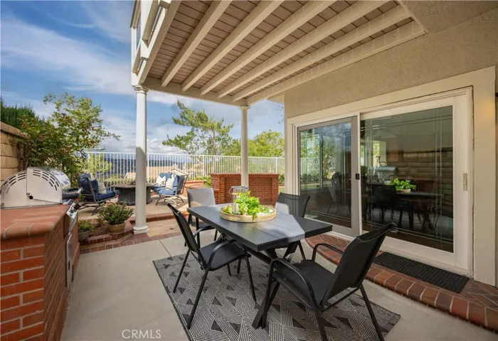 547 S Eveningsong Lane, Anaheim Hills, California 92808