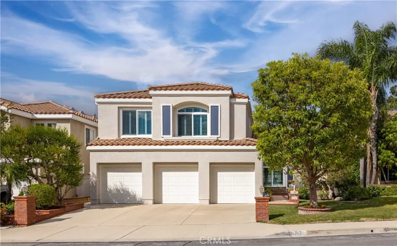 547 S Eveningsong Lane, Anaheim Hills, California 92808