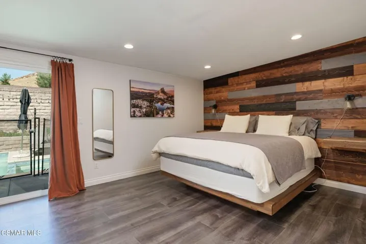 2393_Shreve_Ave-24