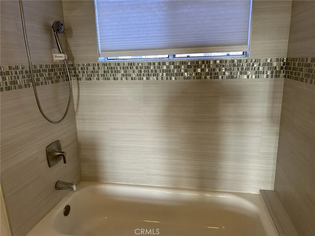 Upgraded tub