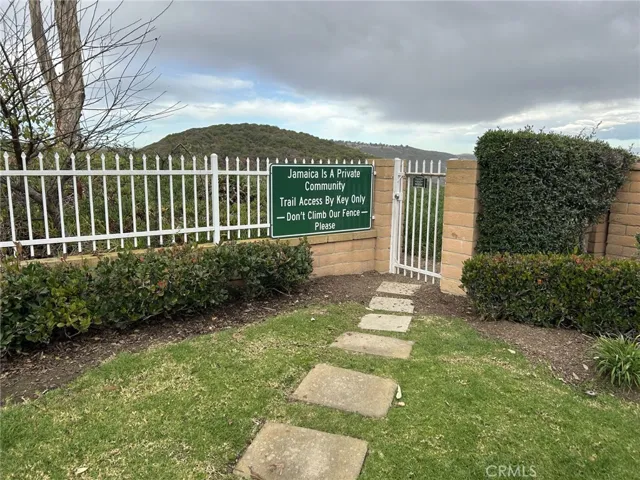 Entrance to walking trail