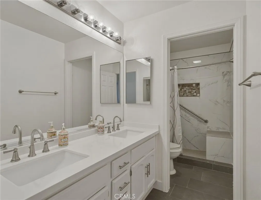 23993 Via Madrid, Murrieta Bathroom