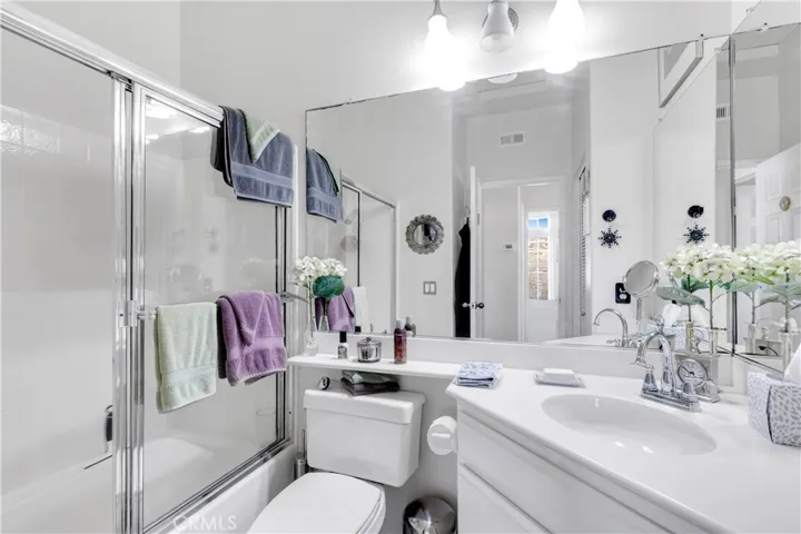 Guest bathroom!