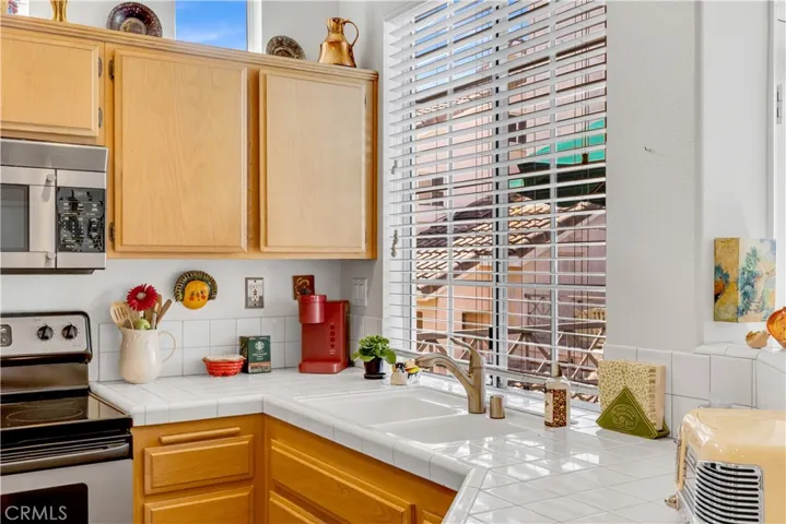 Everyone like a window over the double sink. Take advantage of the natural sunlight throughout the day!