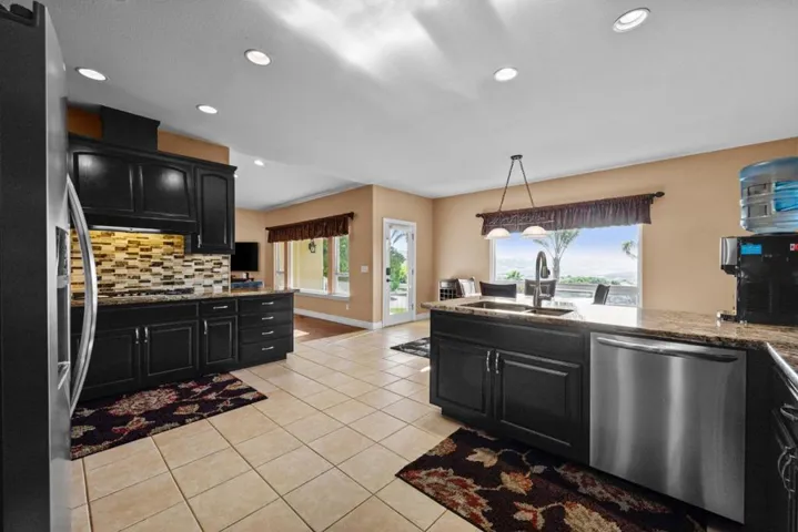 303 Taryn Court, Hollister, California 95023