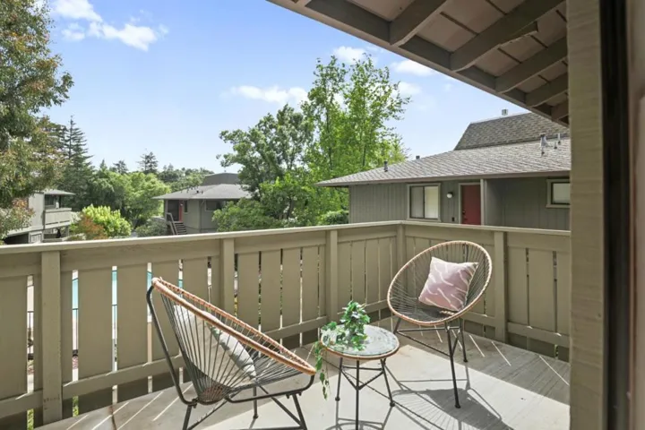 14351 Saratoga Avenue B, Saratoga, California 95070